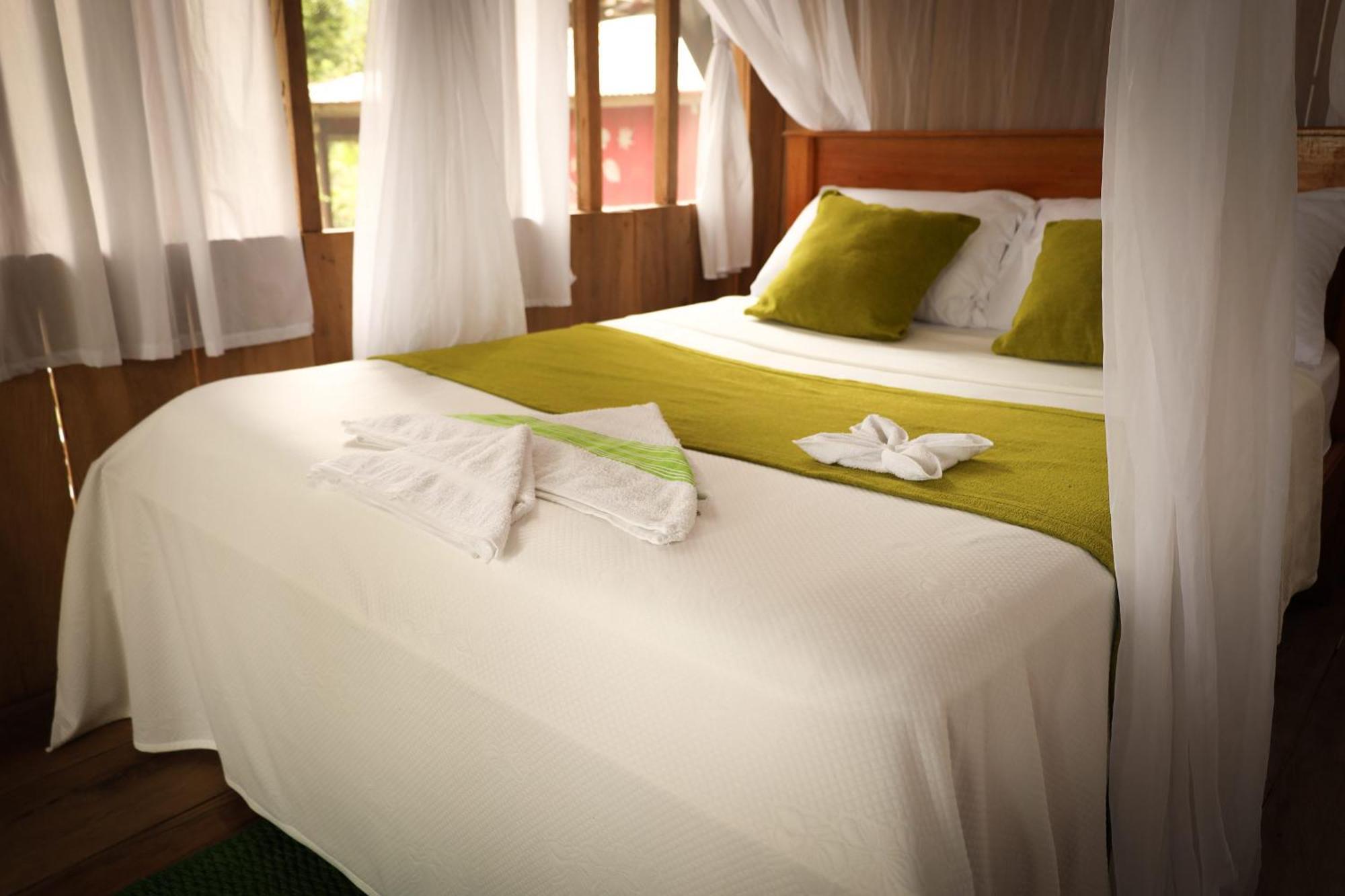 La Ceiba, Amazonas Hotel Leticia Ngoại thất bức ảnh