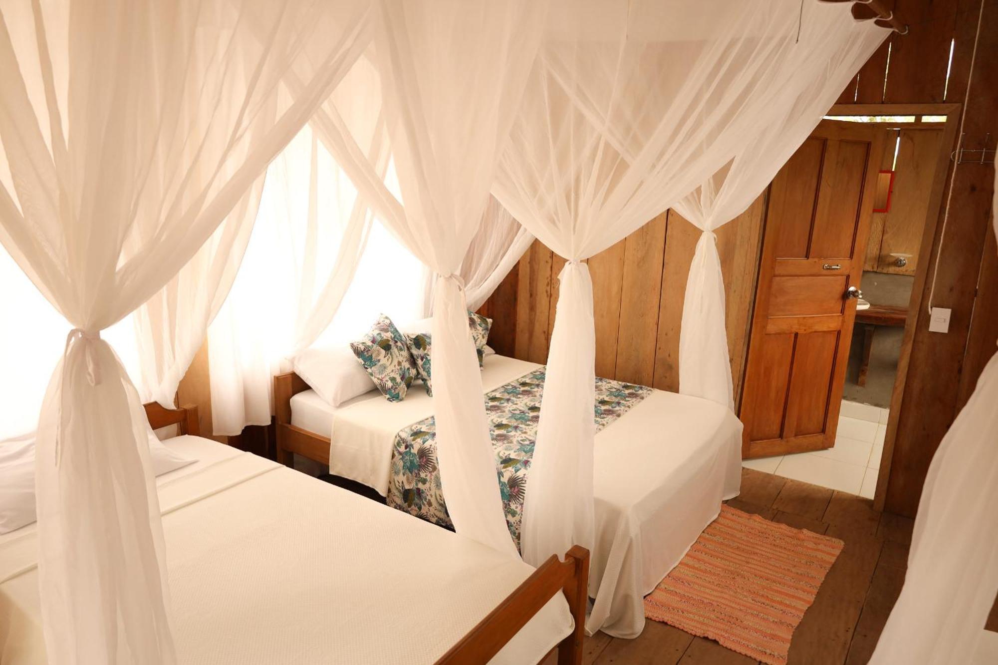 La Ceiba, Amazonas Hotel Leticia Ngoại thất bức ảnh