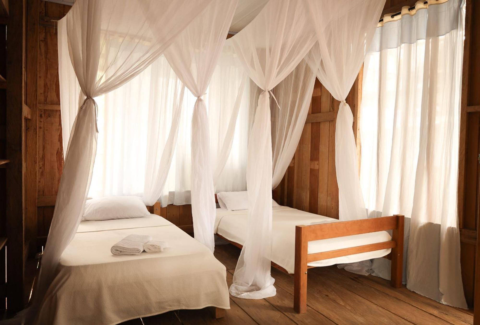 La Ceiba, Amazonas Hotel Leticia Ngoại thất bức ảnh