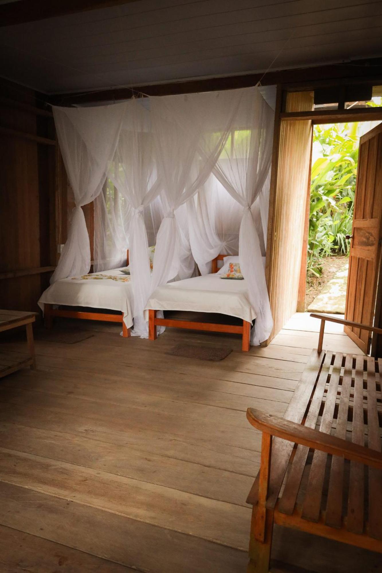La Ceiba, Amazonas Hotel Leticia Ngoại thất bức ảnh